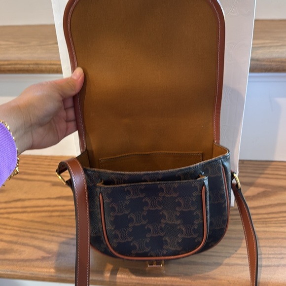 Celine Folco Triomphe Bag - Picture 4 of 8